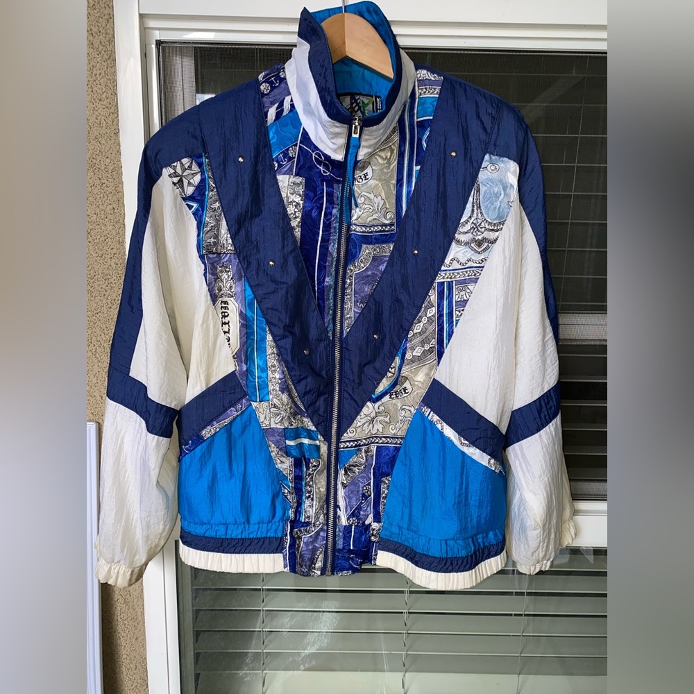 Vintage Blue & White Patterned Windbreaker Jacket